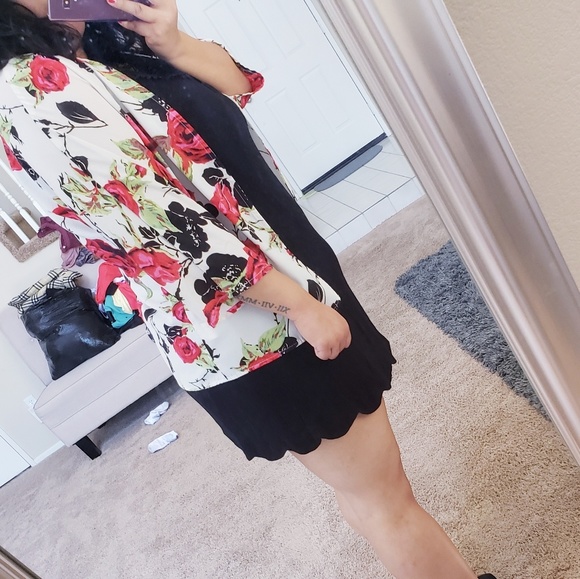 Floral Polyester Cardigan - Picture 2 of 3